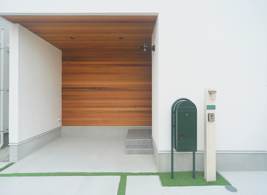 自然素材と曲線がつくるカフェライクな家