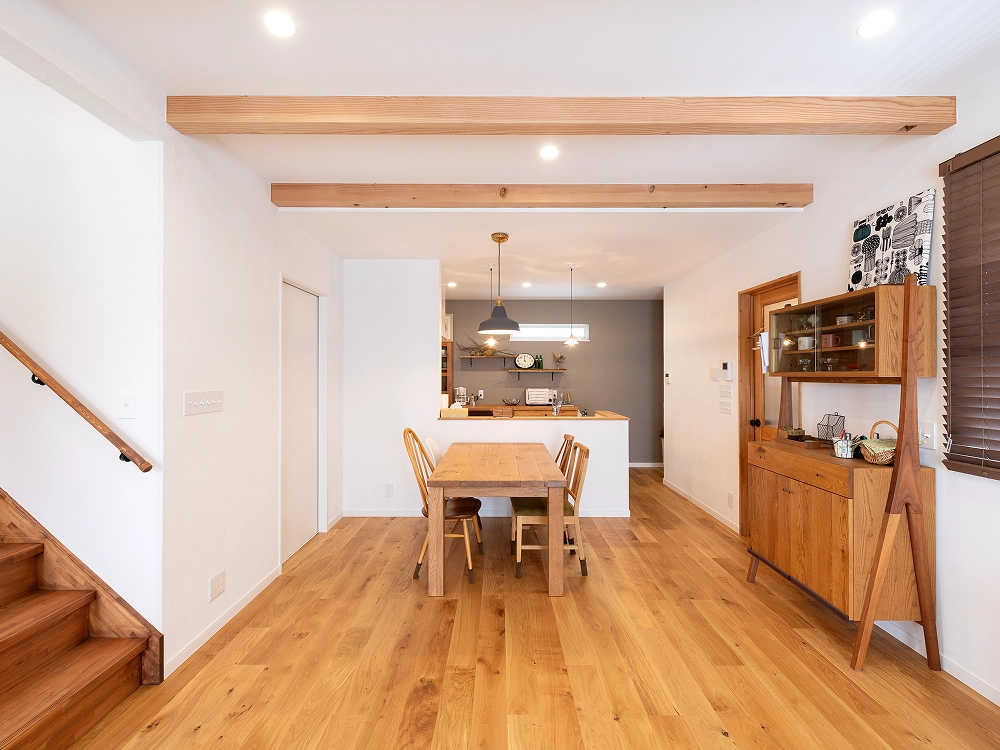 洗練された温もりのデザイン